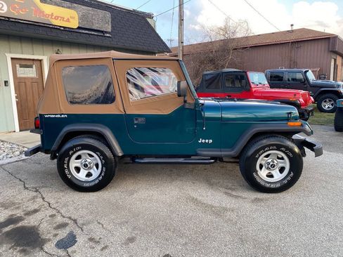 Used 1995 Jeep Wrangler Rio Grande image 4