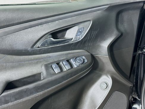 Used 2024 Buick Envista Sport Touring w/ Convenience II Package FWD image 15