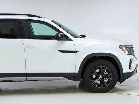 New 2026 Volkswagen Atlas Peak Edition image 51