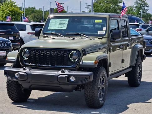 New 2025 Jeep Gladiator Willys image 3