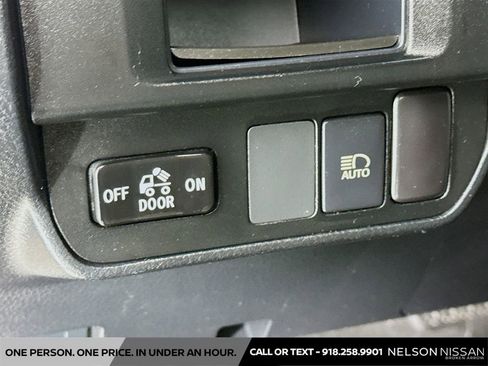 Used 2019 Toyota Tacoma SR5 AWD/4WD image 10