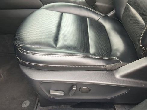 Used 2024 Ford Escape Platinum image 19