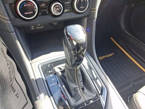 Used 2022 Subaru Crosstrek 2.5i Sport w/ Moonroof Package AWD/4WD image 29