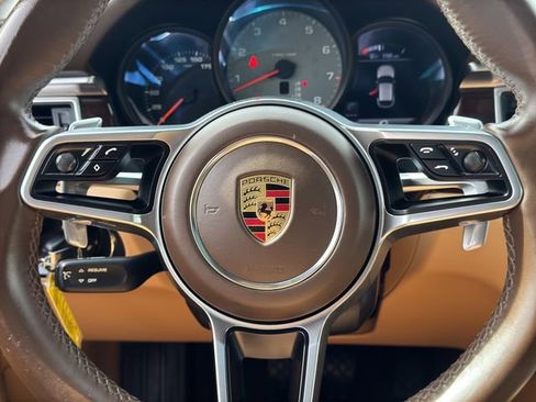 Used 2016 Porsche Macan S image 16