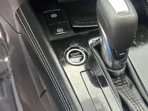 Used 2024 Nissan Kicks SR image 28