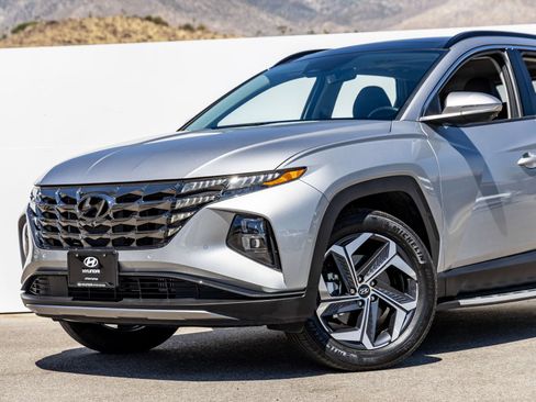 Used 2024 Hyundai Tucson Limited AWD/4WD image 2