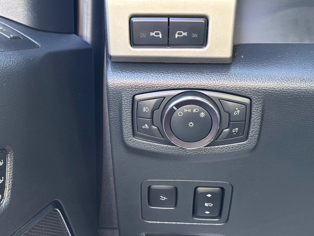 Used 2022 Ford F450 Lariat w/ Lariat Ultimate Package AWD/4WD image 31