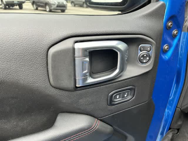 Used 2023 Jeep Wrangler Unlimited Rubicon w/ LED Lighting Group AWD/4WD image 31