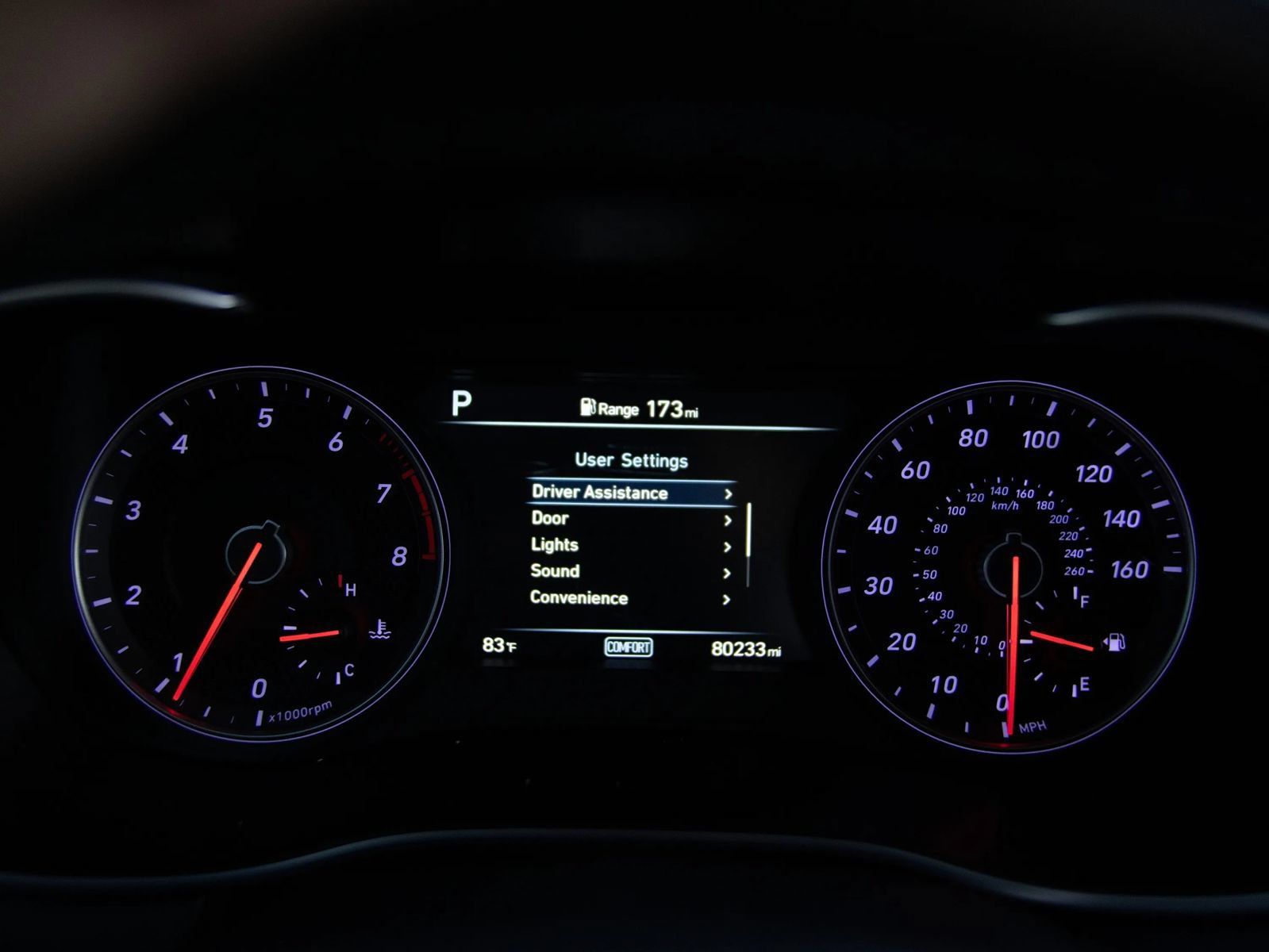 Used 2020 Genesis G70 2.0T RWD image 30