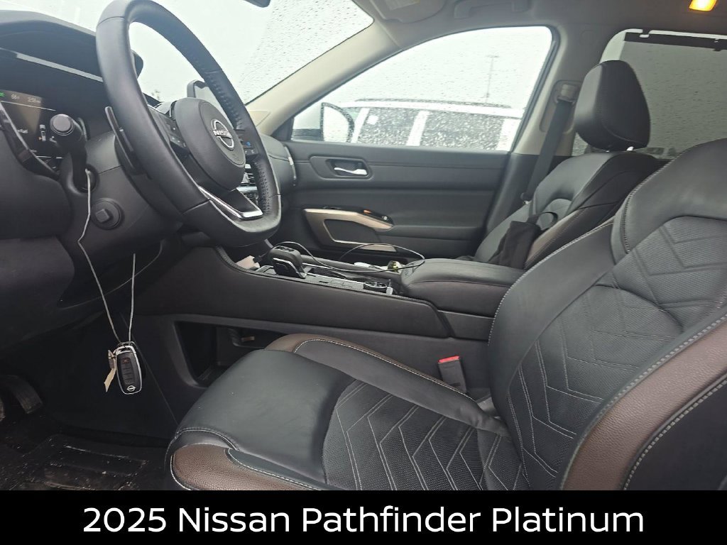 Certified 2025 Nissan Pathfinder Platinum w/ Cargo Package AWD/4WD image 3