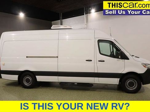 Used 2020 Mercedes-Benz Sprinter 2500 image 8