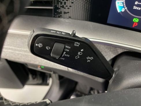 New 2026 Volkswagen Tiguan S image 18