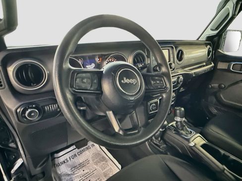 Used 2021 Jeep Wrangler Unlimited Sport AWD/4WD image 12