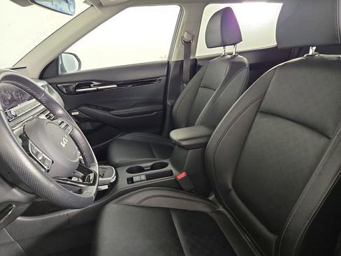 Certified 2023 Kia Seltos SX image 14