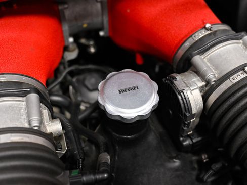 Used 2013 Ferrari 458 Spider RWD image 63