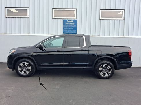 Used 2018 Honda Ridgeline RTL-T image 2