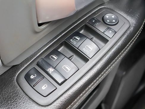 Used 2022 RAM 2500 Big Horn AWD/4WD image 16