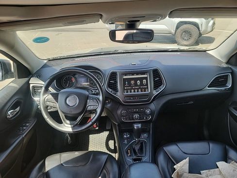 Used 2019 Jeep Cherokee Trailhawk w/ Comfort/Convenience Group image 7