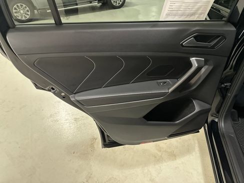 Certified 2024 Volkswagen Tiguan SE R-Line image 24