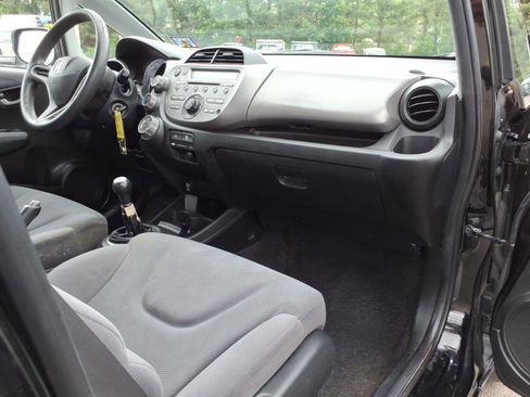 Used 2010 Honda Fit image 10