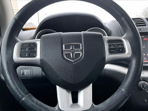 Used 2015 Dodge Journey R/T w/ Flexible Seating Group image 9