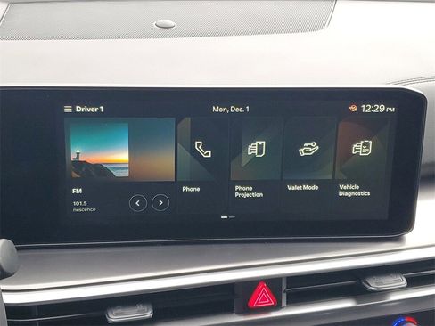 New 2026 Kia Sorento S w/ S Panoramic Sunroof Package image 16