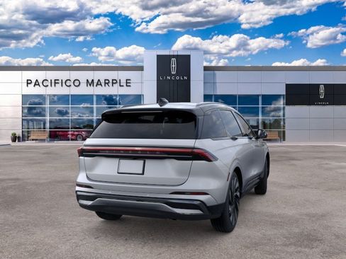 New 2026 Lincoln Nautilus Reserve w/ Jet Appearance Package AWD/4WD image 8