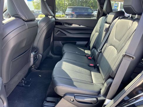 Used 2025 INFINITI QX60 Pure FWD image 13