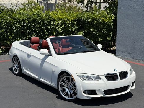 Used 2013 BMW 335i Convertible RWD image 1
