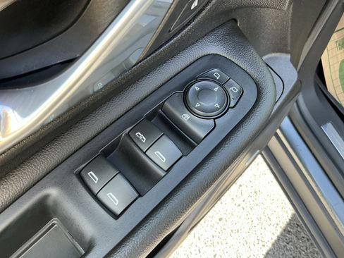 Used 2020 GMC Terrain Denali w/ Denali Premium Package AWD/4WD image 14