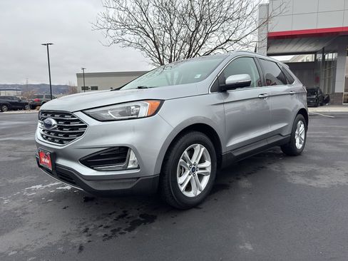 Used 2020 Ford Edge SEL w/ Convenience Package image 5