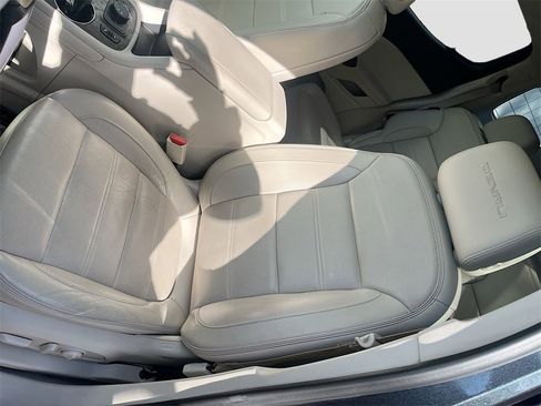 Used 2020 GMC Acadia Denali w/ Denali Ultimate Package image 20