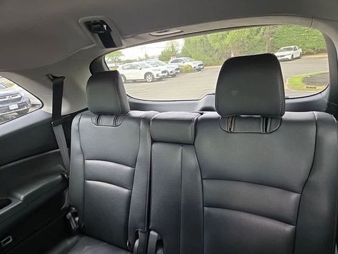 Used 2017 Honda Pilot EX-L image 18