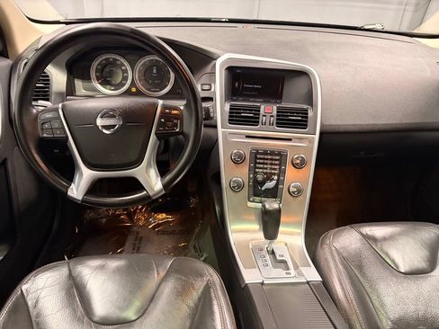 Used 2011 Volvo XC60 3.2 AWD/4WD image 11