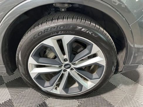 Used 2020 Audi Q7 3.0T Premium Plus image 9