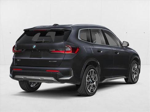 New 2026 BMW X1 xDrive28i w/ Technology Package AWD/4WD image 2