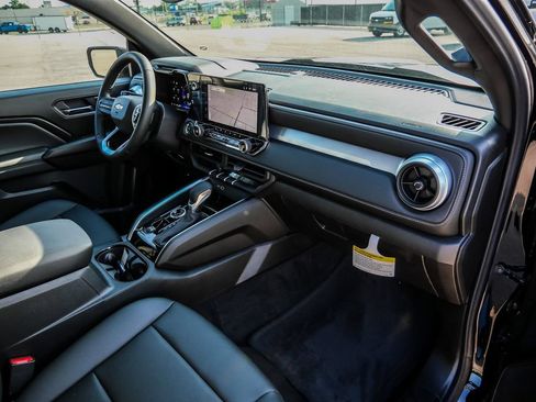 New 2026 Chevrolet Colorado LT w/ LT Convenience Package AWD/4WD image 14