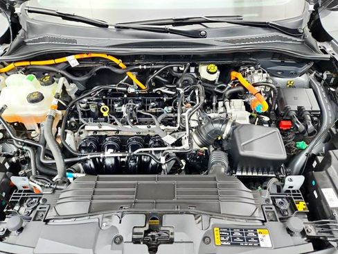 Used 2023 Ford Escape Platinum w/ Premium Technology Package image 24