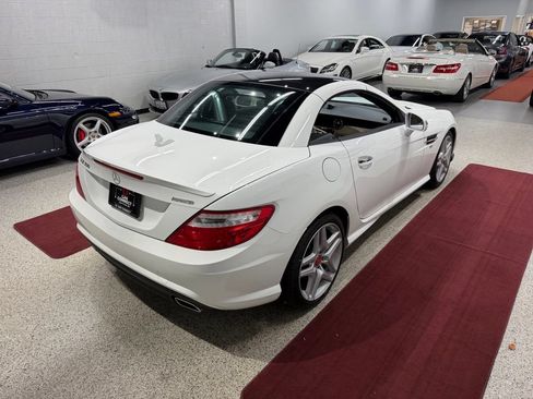 Used 2016 Mercedes-Benz SLK 350 image 52