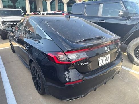 Used 2023 Honda Civic Sport Touring image 4