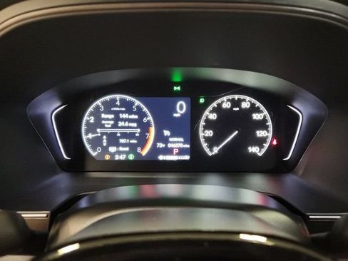 Certified 2025 Honda Pilot TrailSport image 13