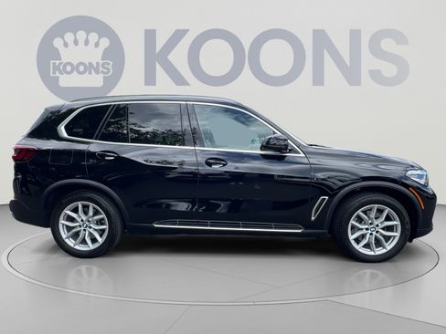 Used 2023 BMW X5 xDrive40i w/ Luxury Seating Package AWD/4WD image 8