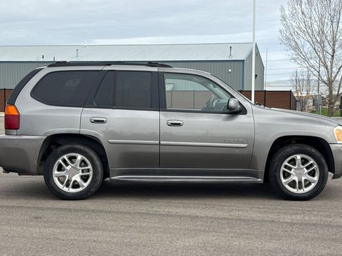Used 2007 GMC Envoy Denali AWD/4WD image 3