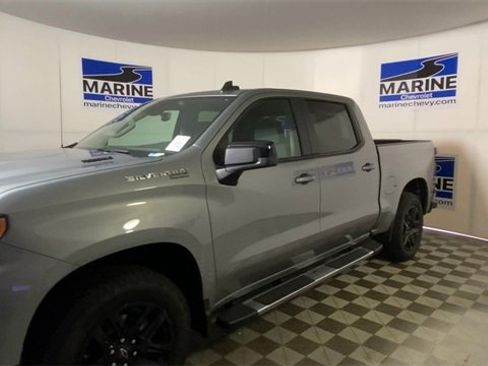 Used 2024 Chevrolet Silverado 1500 RST image 6