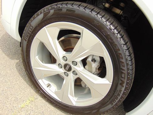 Used 2022 Audi Q5 2.0T Premium Plus w/ Premium Plus Package image 60