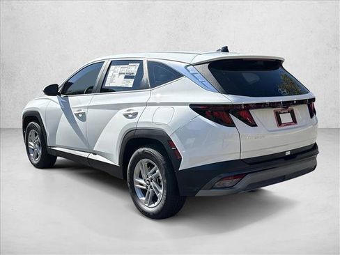 New 2026 Hyundai Tucson SE image 9