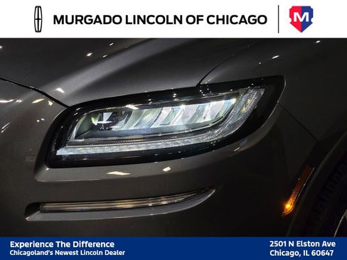 Used 2021 Lincoln Nautilus AWD image 12