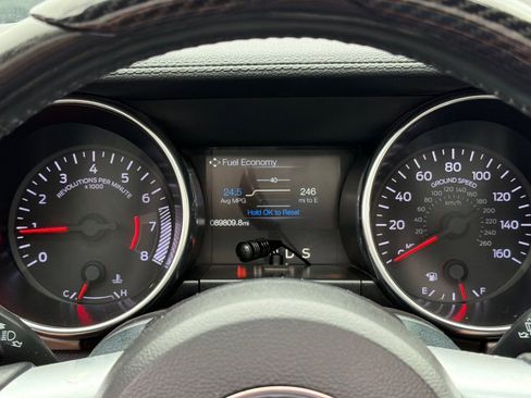 Used 2019 Ford Mustang Premium RWD image 22