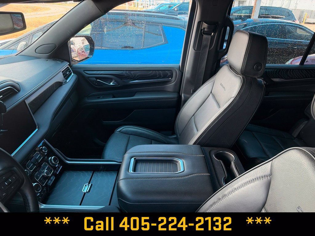 Used 2023 GMC Yukon Denali AWD/4WD image 18