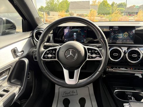 Used 2019 Mercedes-Benz A 220 4MATIC image 9